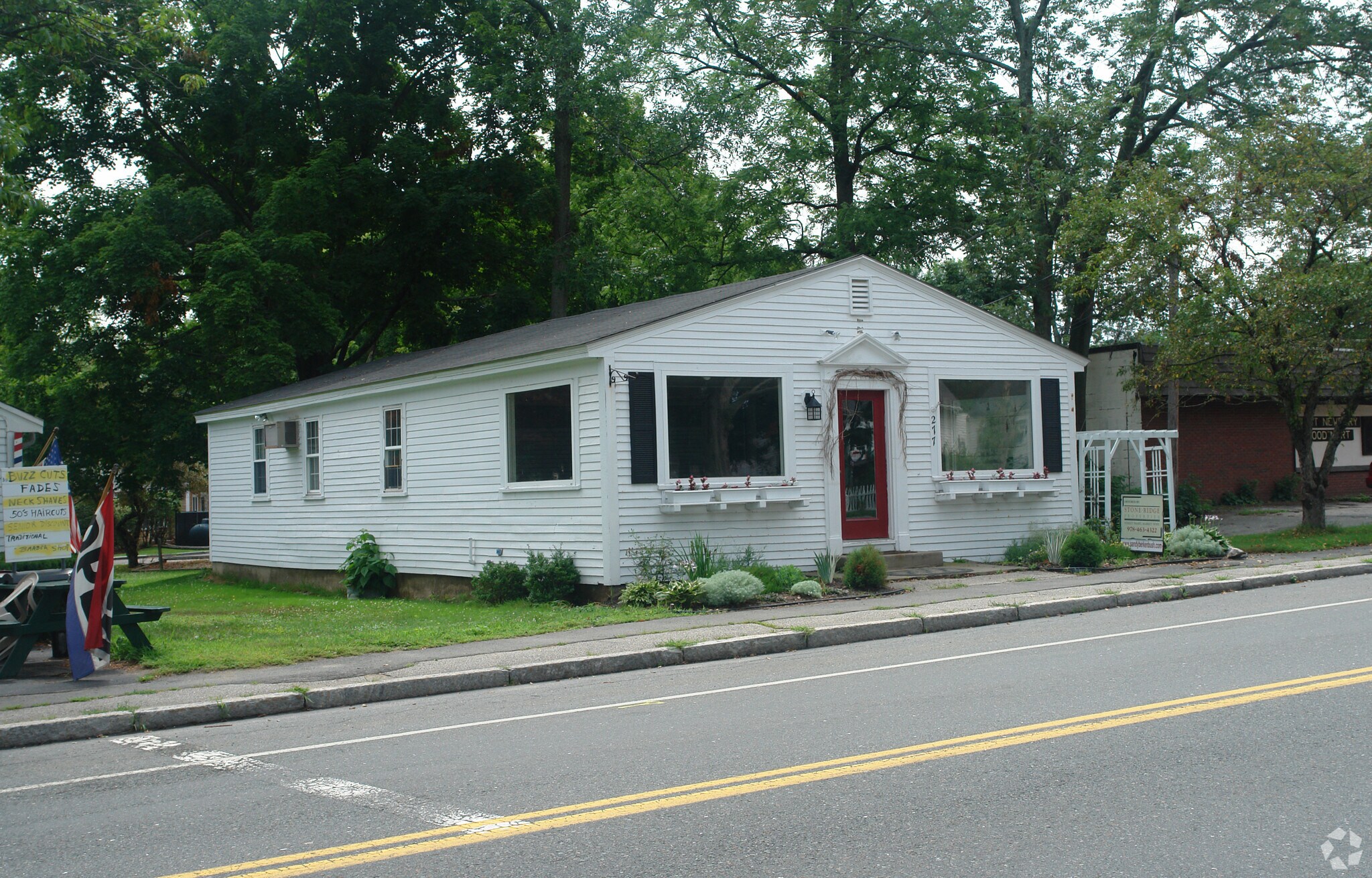277 Main St, West Newbury, MA for sale Primary Photo- Image 1 of 3