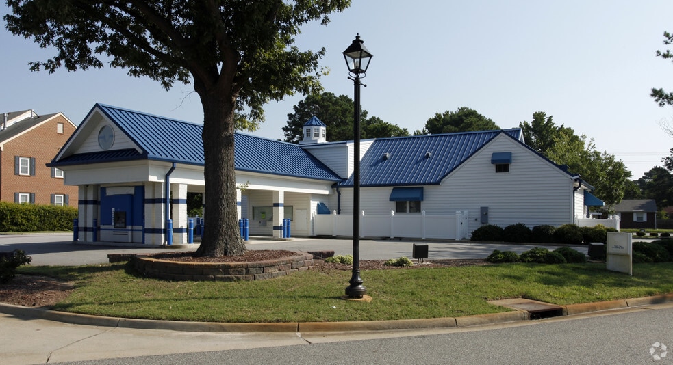 2600 Taylor Rd, Chesapeake, VA 23321