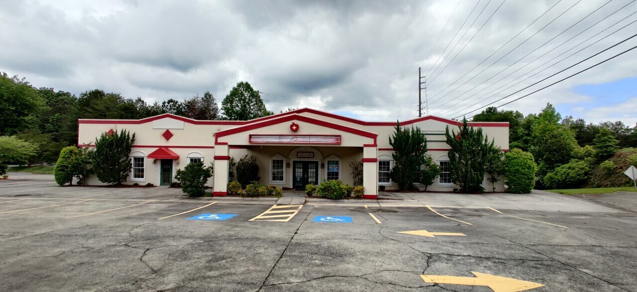 Clock Tower Center East Ellijay, GA for Sale