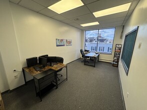 24 Crescent St, Waltham, MA for lease Interior Photo- Image 2 of 7