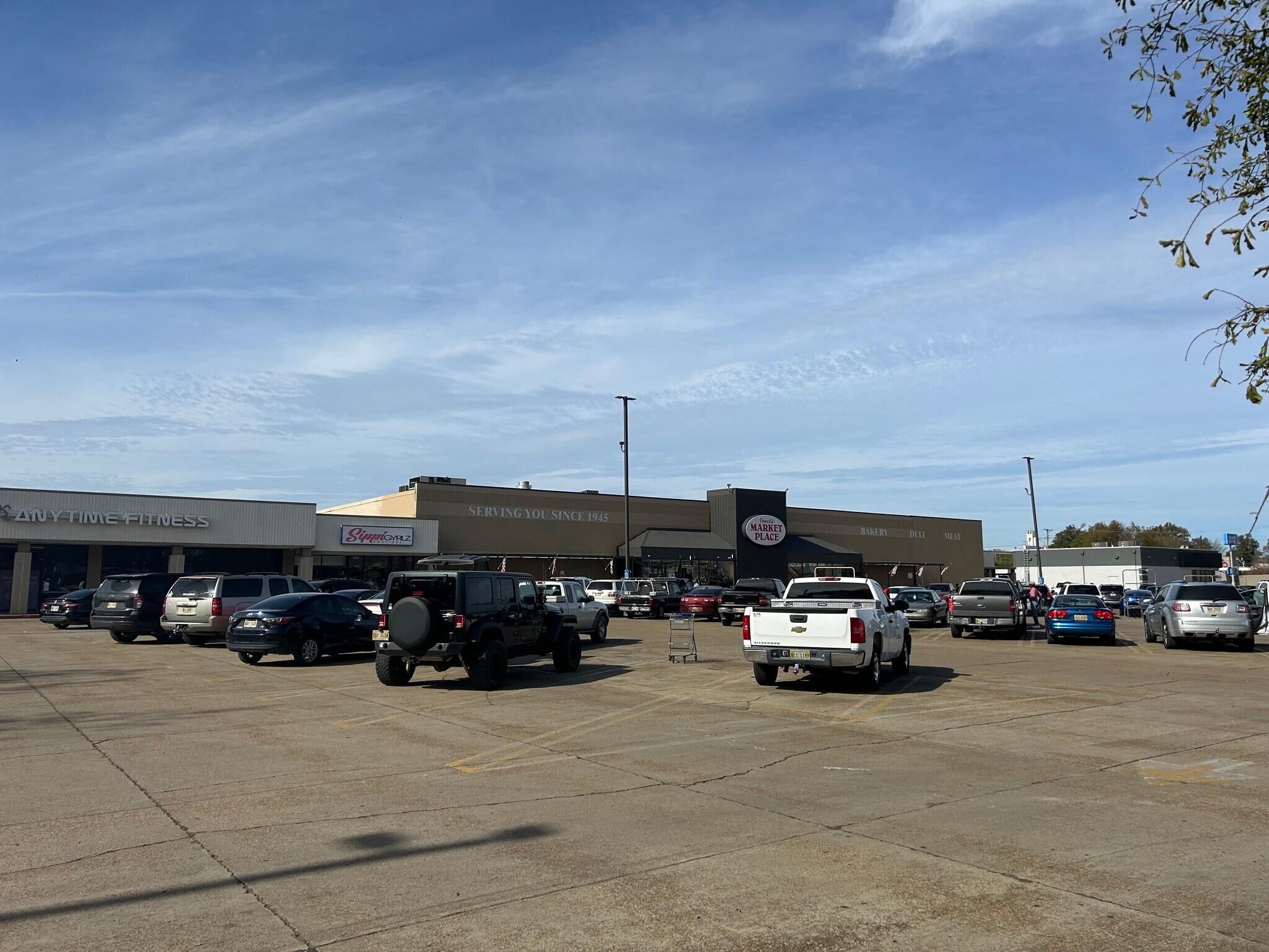 207 N Davis Ave, Cleveland, MS for lease Building Photo- Image 1 of 9