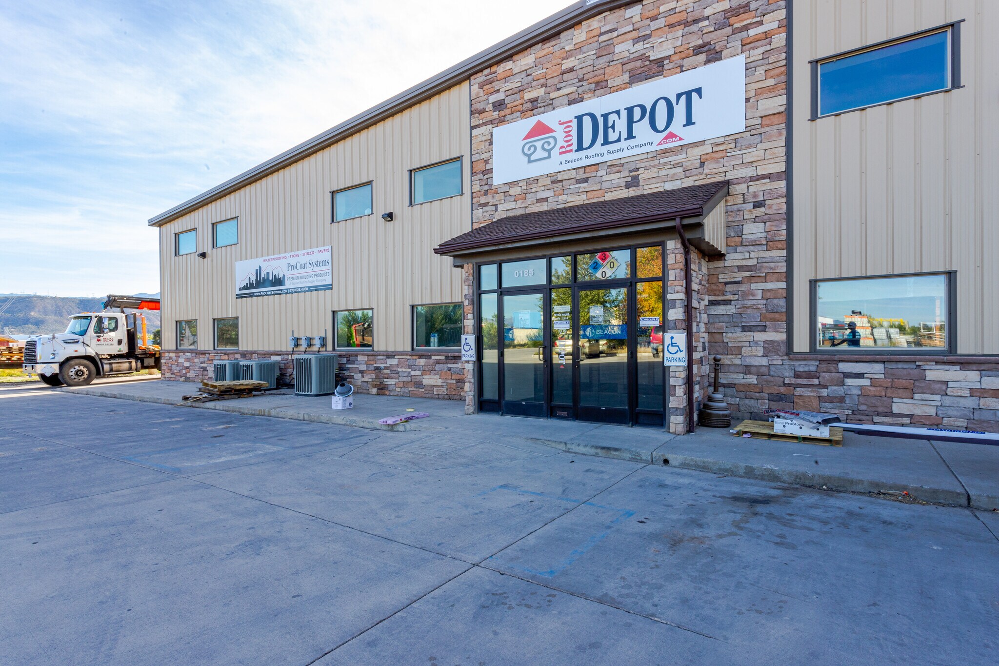 185 Gemat Cir, Rifle, CO for sale Building Photo- Image 1 of 1