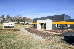 500 1st Ave, Mt Pleasant TN - Warehouse