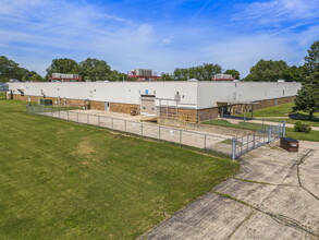 200 E Avenue G, Rochelle, IL - aerial  map view - Image1