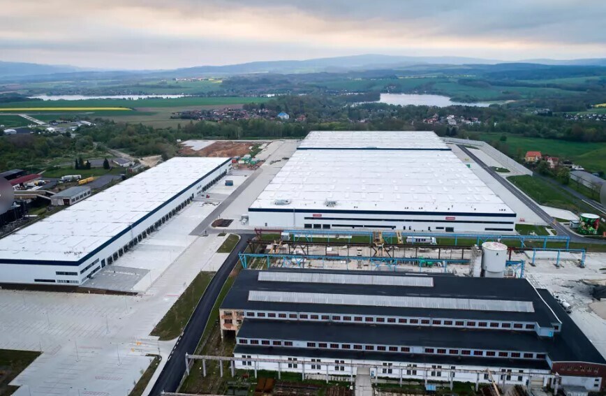  for lease Primary Photo- Image 1 of 2