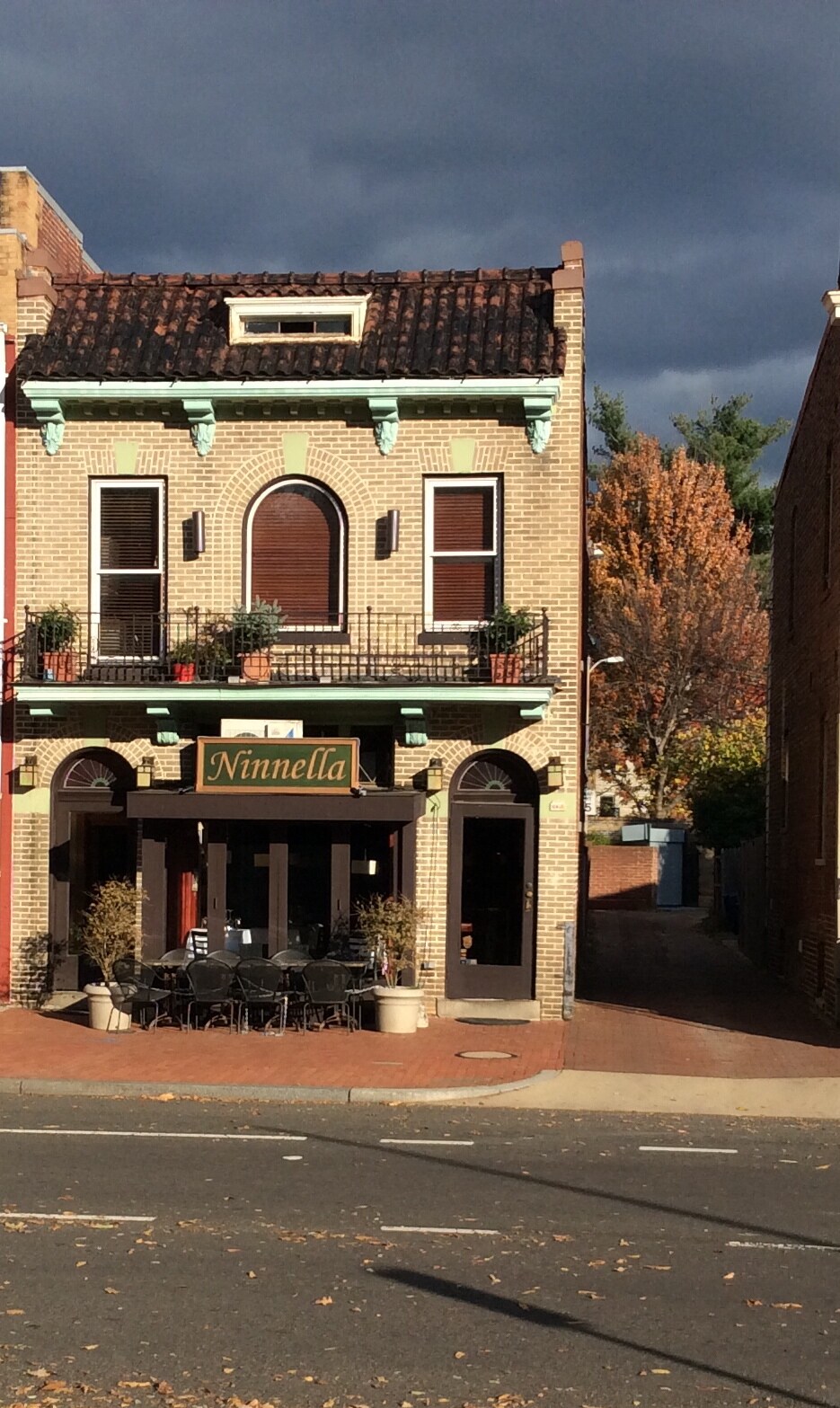 106 13th St SE, Washington, DC for sale Primary Photo- Image 1 of 1