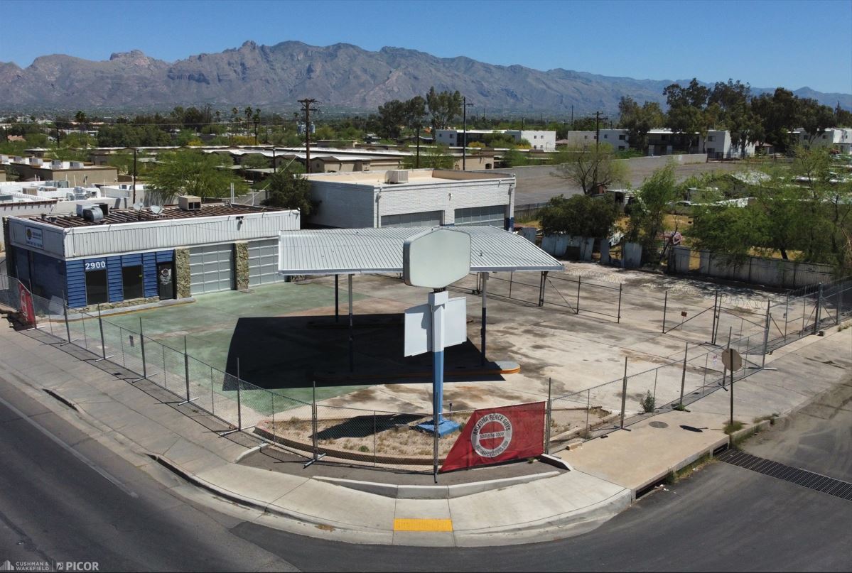 2900 N Oracle Rd, Tucson, AZ for lease Building Photo- Image 1 of 9