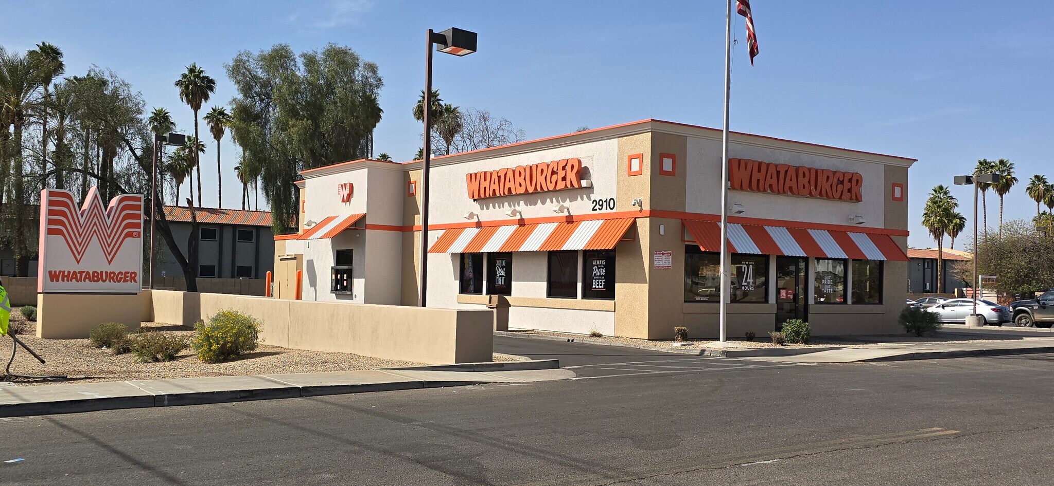 2910 W Thunderbird Rd, Phoenix, AZ for lease Building Photo- Image 1 of 2