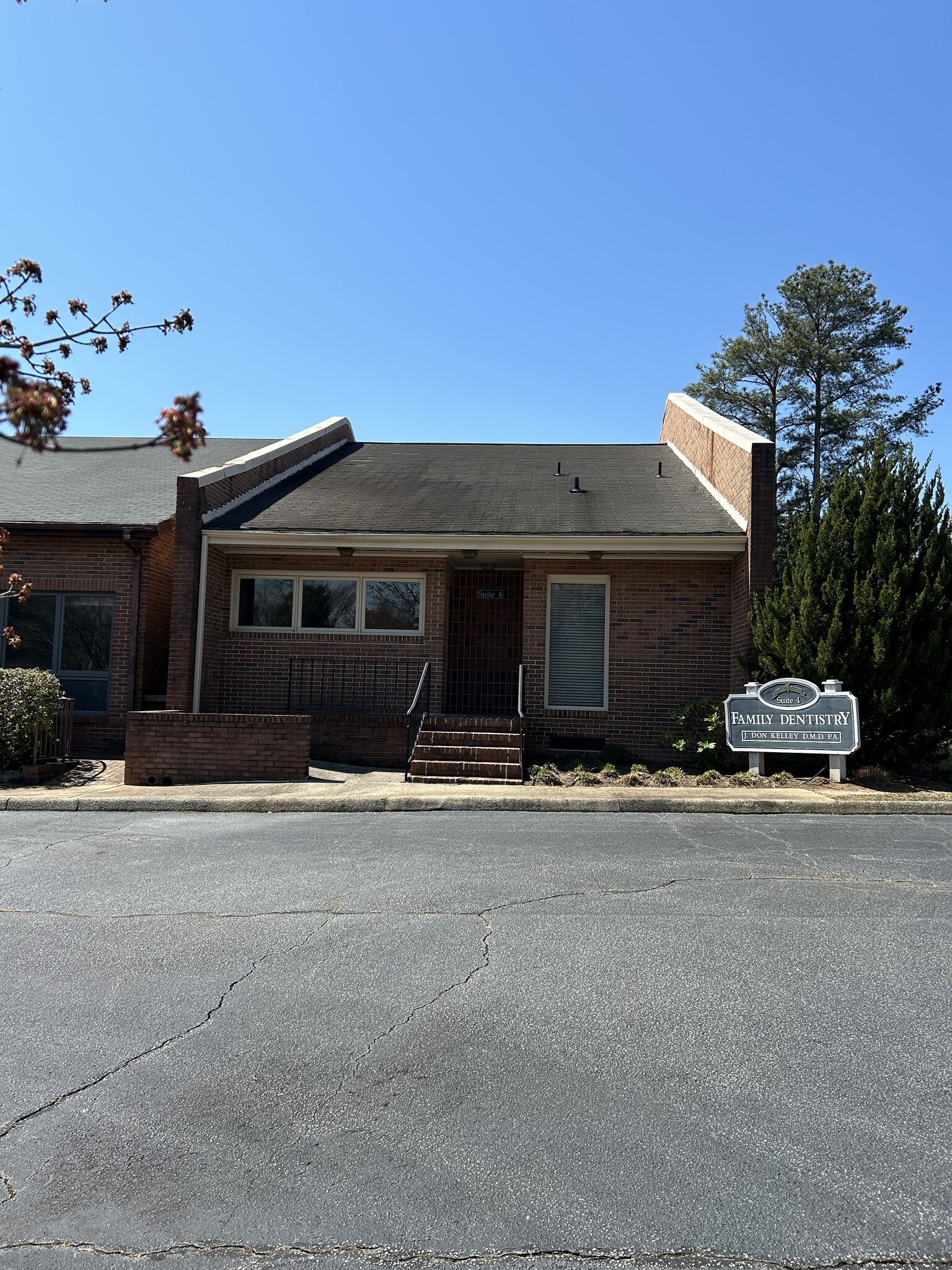 4501 Old Spartanburg Rd, Taylors, SC for sale Building Photo- Image 1 of 13