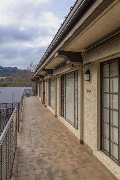 89 Davis Rd, Orinda, CA for sale - Building Photo - Image 3 of 4