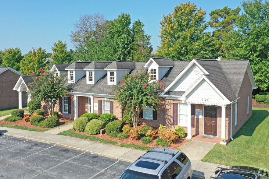 2125 Eastchester Dr, High Point, NC 27265