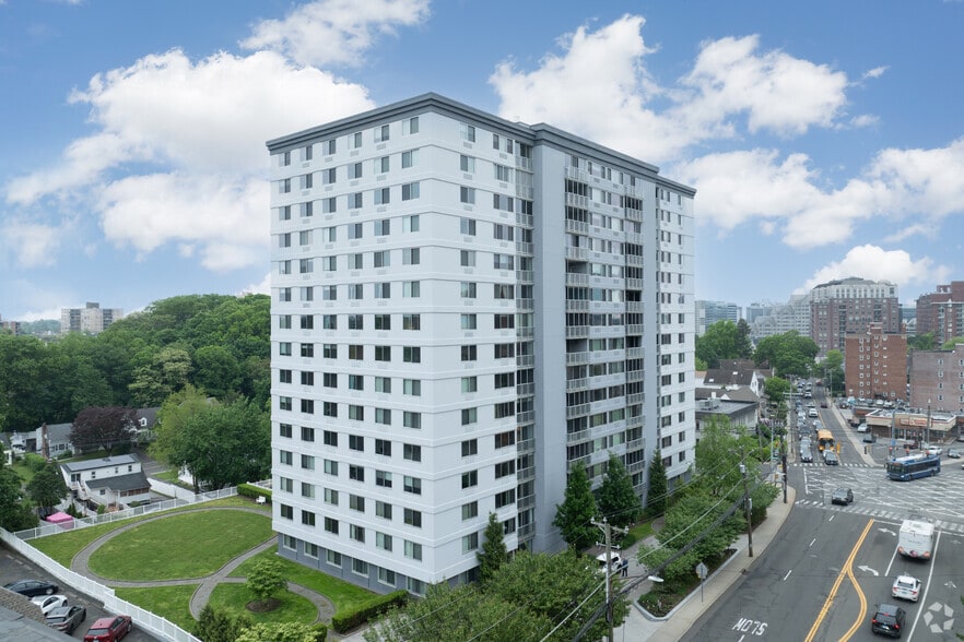 1 Strawberry Hill Ave, Stamford, CT for lease - Building Photo - Image 3 of 5