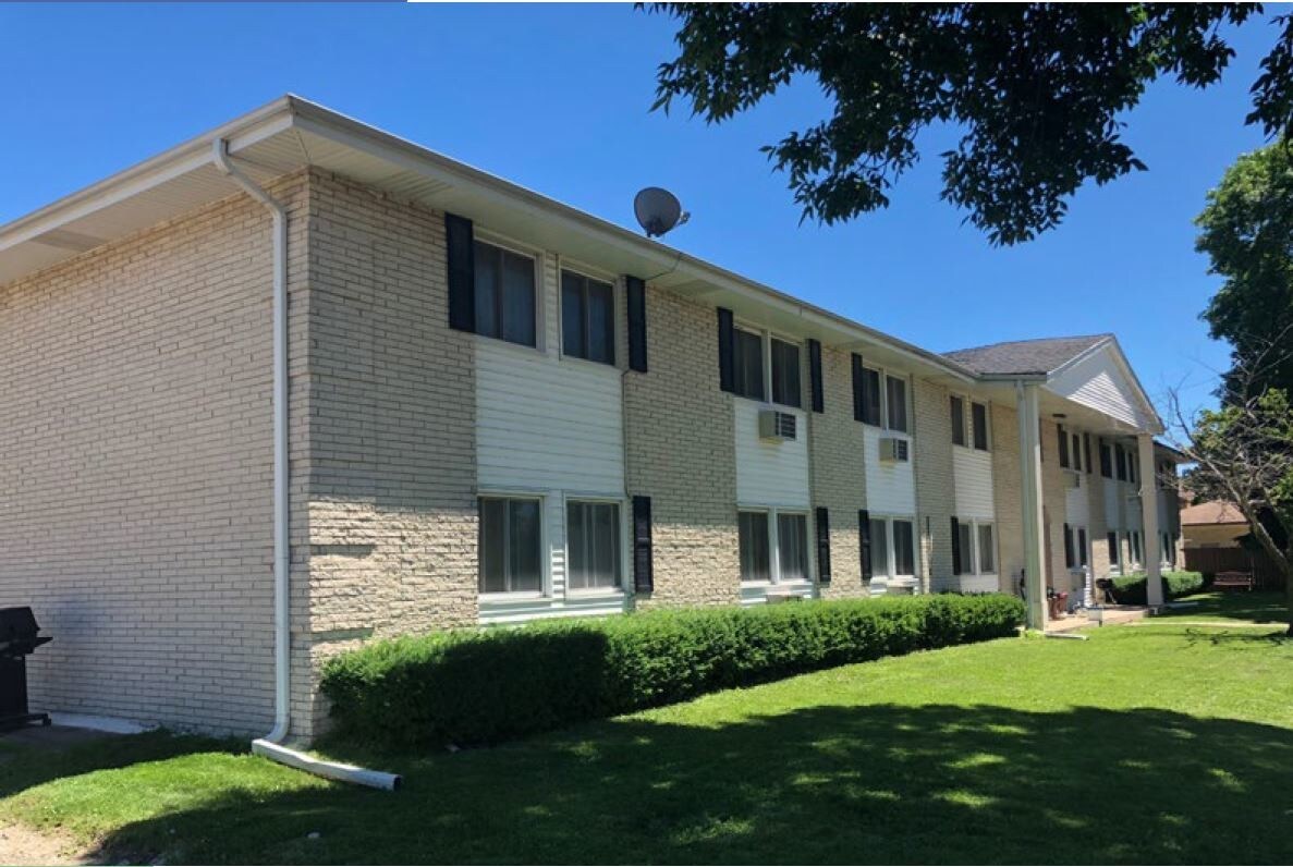 1815 Thurston Ave, Racine, WI for sale Primary Photo- Image 1 of 1