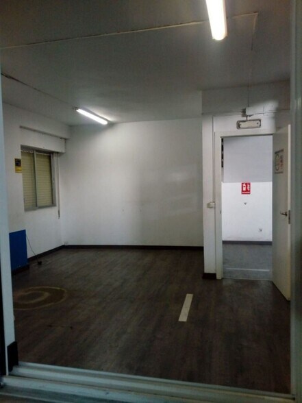 Industrial in SEVILLA for lease - Building Photo - Image 2 of 7