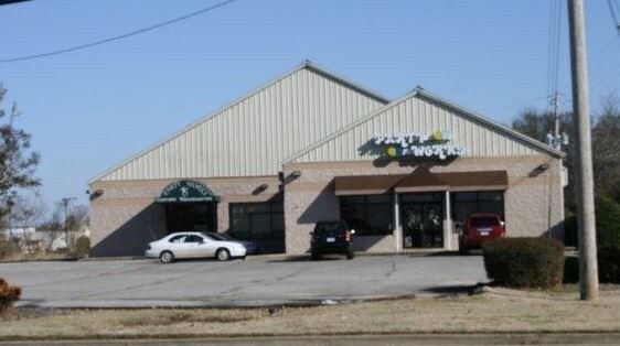 3650 N Gloster St, Tupelo, MS for sale Building Photo- Image 1 of 1