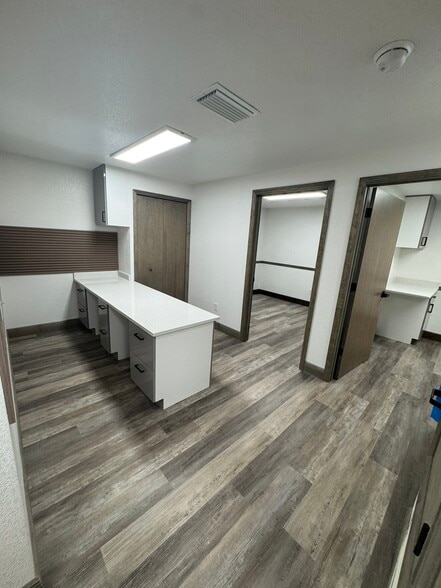 301 Frontage Rd, Clermont, FL for lease - Building Photo - Image 3 of 19