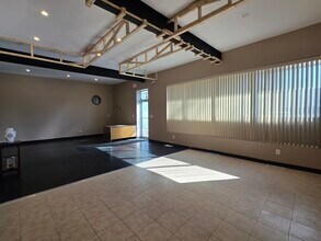 1-3 Ivy Rd, Kings Park, NY for lease Interior Photo- Image 2 of 7