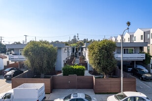 2023 Preuss Rd, Los Angeles CA - Investment Property