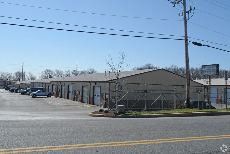 950 Ridge Rd, Claymont, DE for lease - Building Photo - Image 1 of 1