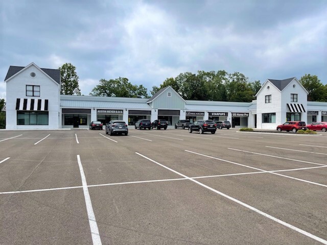 120-180 E Olentangy St, Powell, OH for lease Building Photo- Image 1 of 19