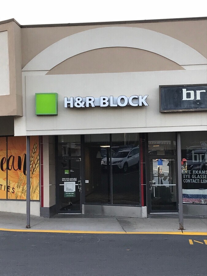 21022214 W Genesee St, Syracuse, NY, 13219 Retail Space For Lease