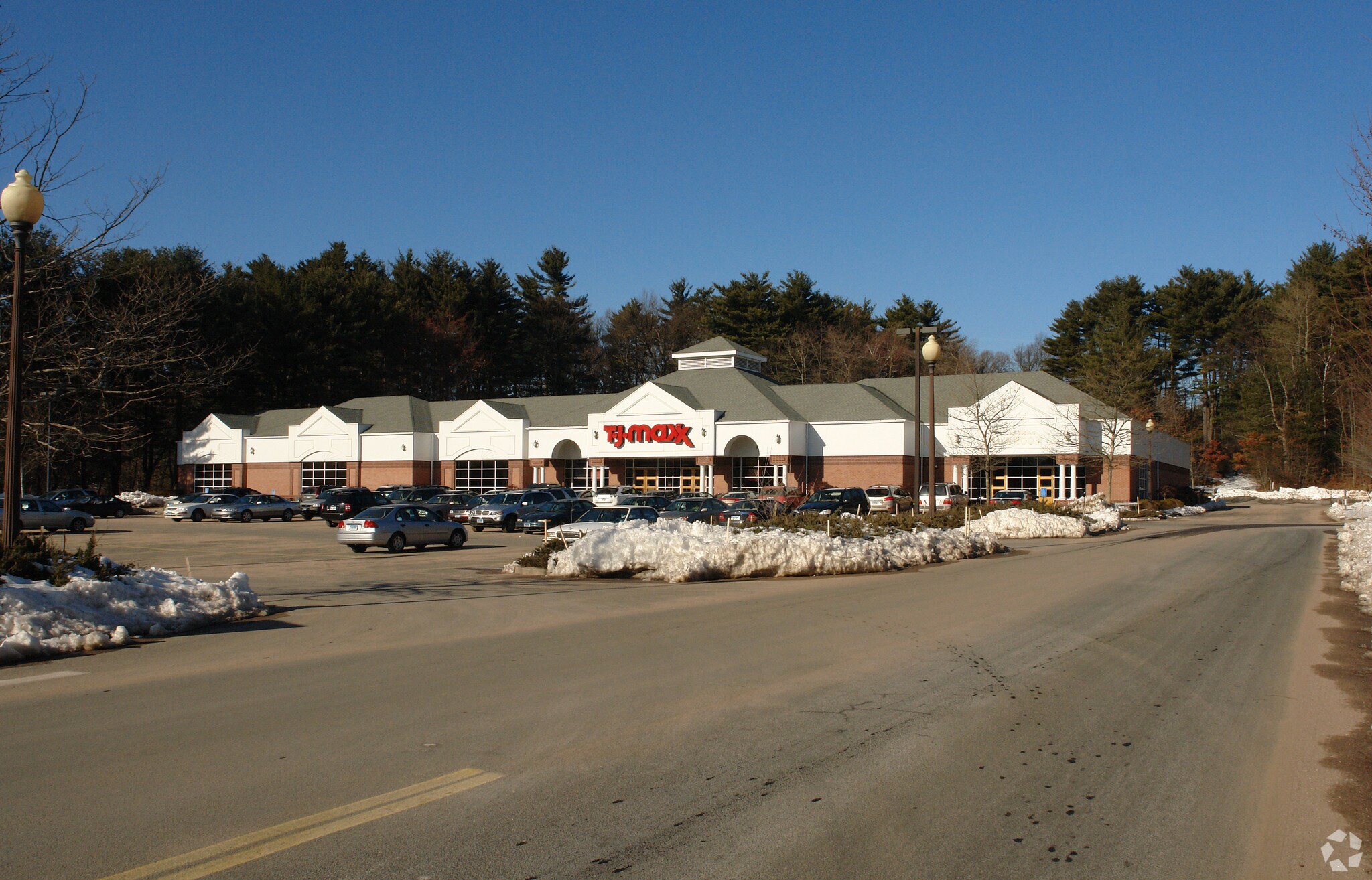 260 W Main St, Avon, CT for sale Primary Photo- Image 1 of 1