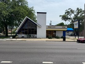 7301 North Ave, River Forest IL - Bar