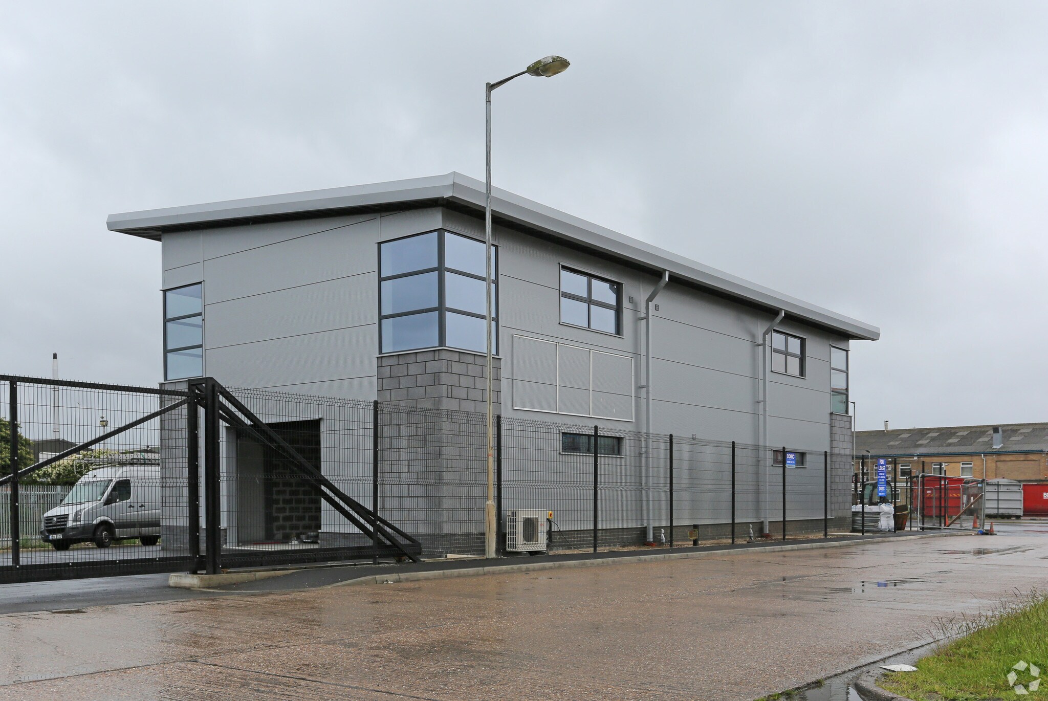 Freightliner Rd, Hull for sale Primary Photo- Image 1 of 1