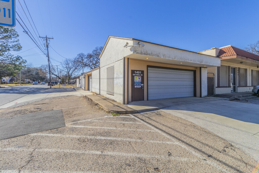 1401 Oak Knoll Dr, Haltom City, TX 76117 - Office/Retail for Lease ...