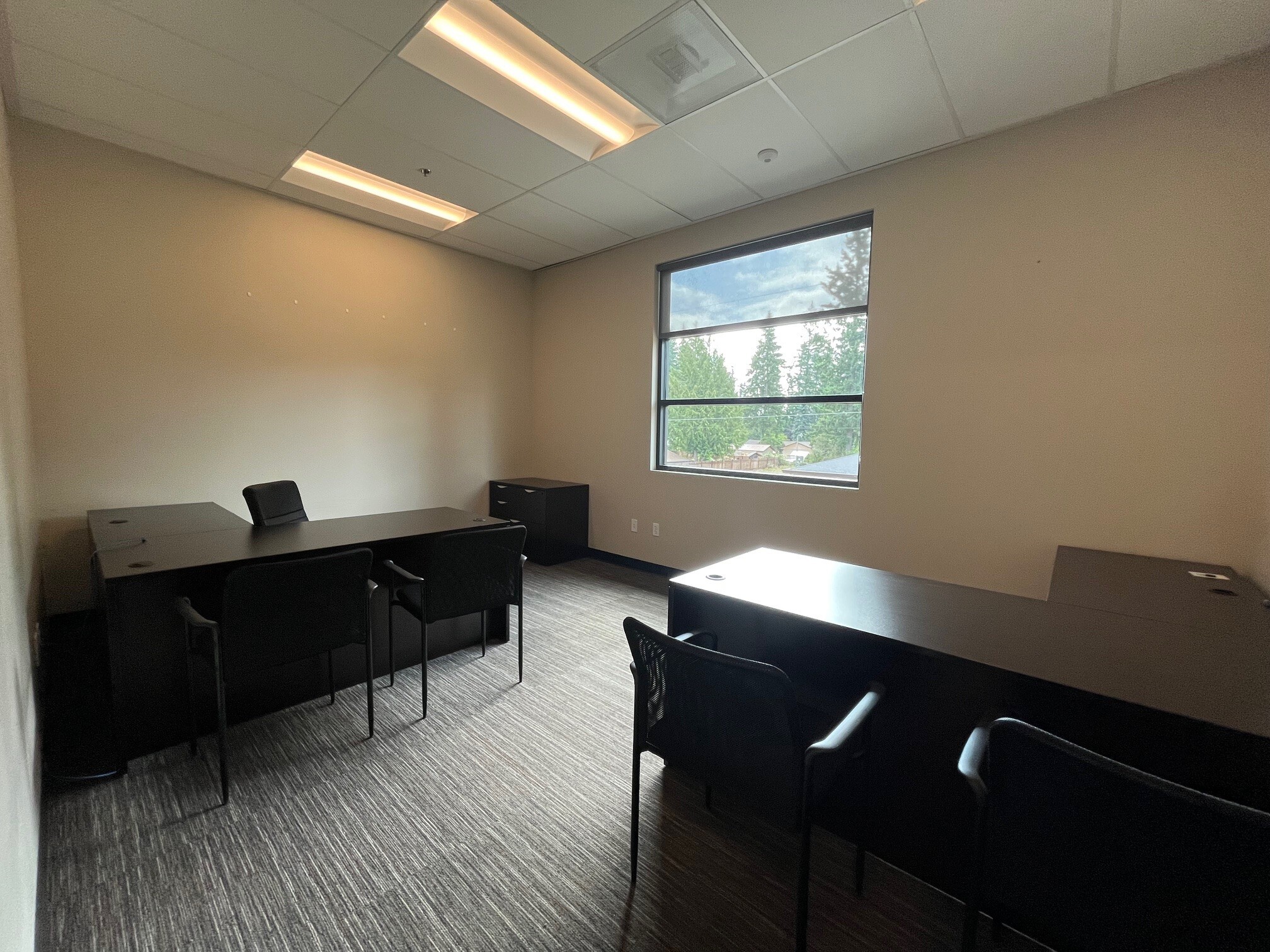 27304 152nd Ave SE, Kent, WA for lease Interior Photo- Image 1 of 5