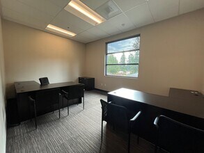 27304 152nd Ave SE, Kent, WA for lease Interior Photo- Image 1 of 5