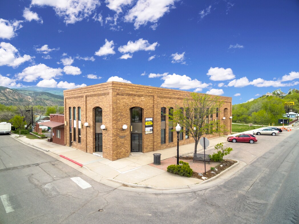 201 W 3rd St, Rifle, CO for sale Primary Photo- Image 1 of 1