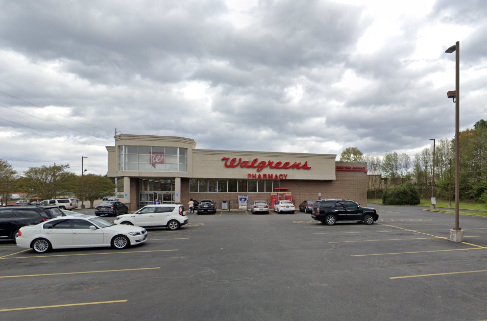 2301 Center Point Pky, Birmingham, AL for lease Building Photo- Image 1 of 1