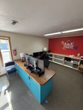 1385 Barker Rd, Hood River, OR for lease Interior Photo- Image 2 of 5