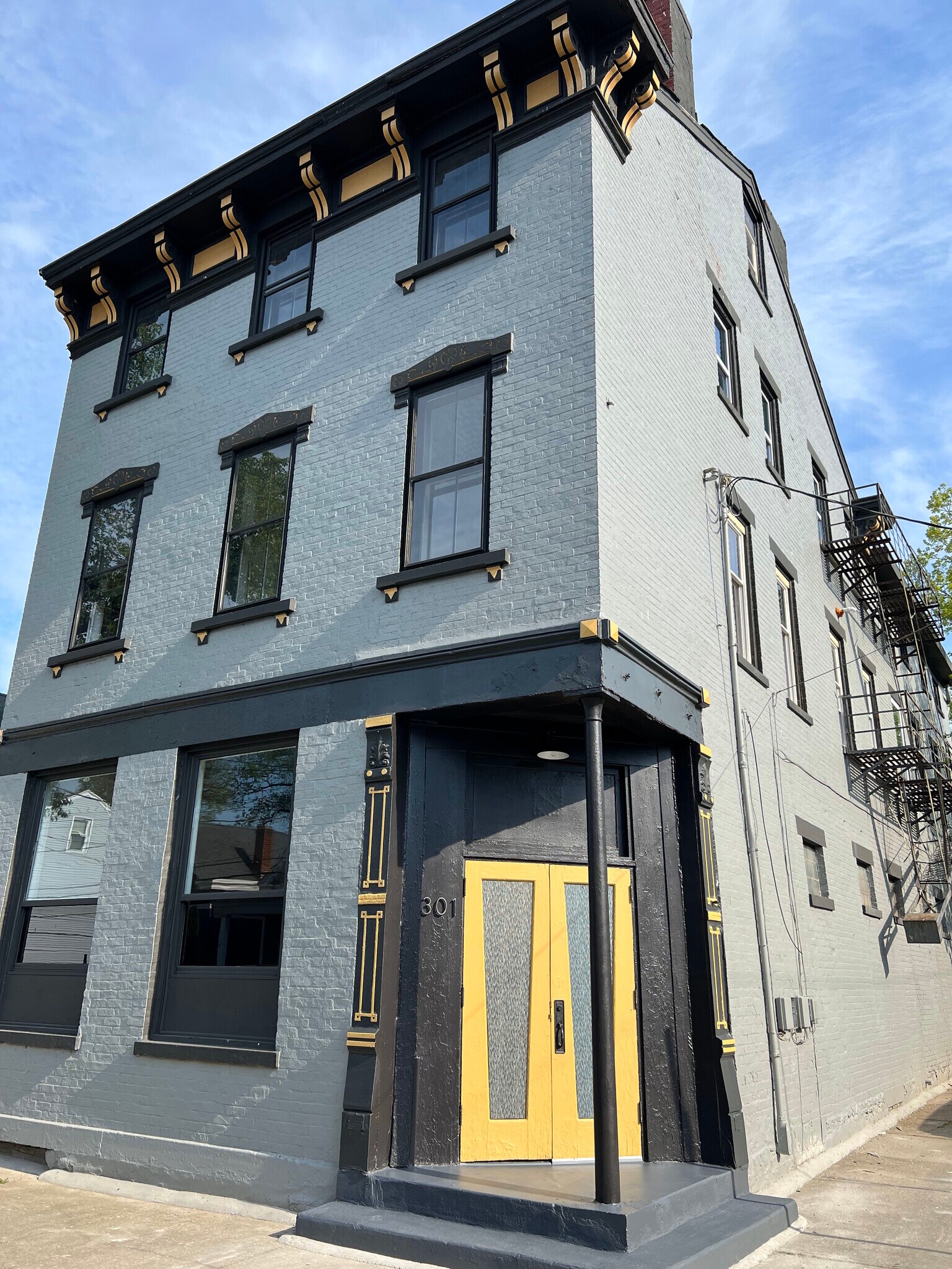 301 Byrd St, Covington, KY 41011 Retail for Lease