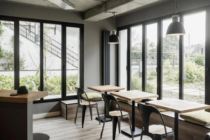 58 Rue Fontaine De Barbin, Nantes for lease - Interior Photo - Image 2 of 5