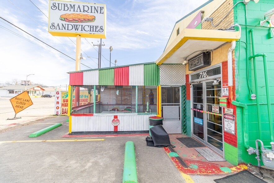 716 W Veterans Memorial Blvd, Killeen, TX for sale - Building Photo - Image 2 of 8