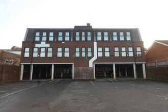30-32 Yarm Rd, Stockton On Tees for lease Building Photo- Image 2 of 7