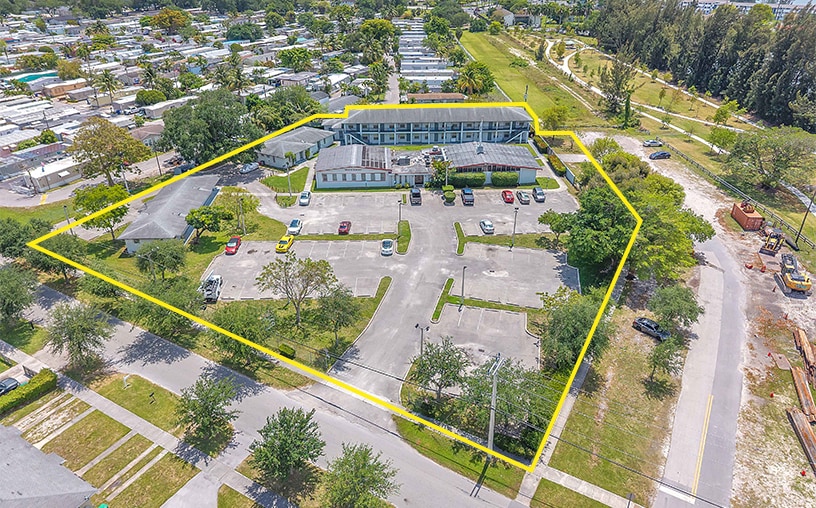 1180 NW 99th St, Miami, FL for sale Primary Photo- Image 1 of 9