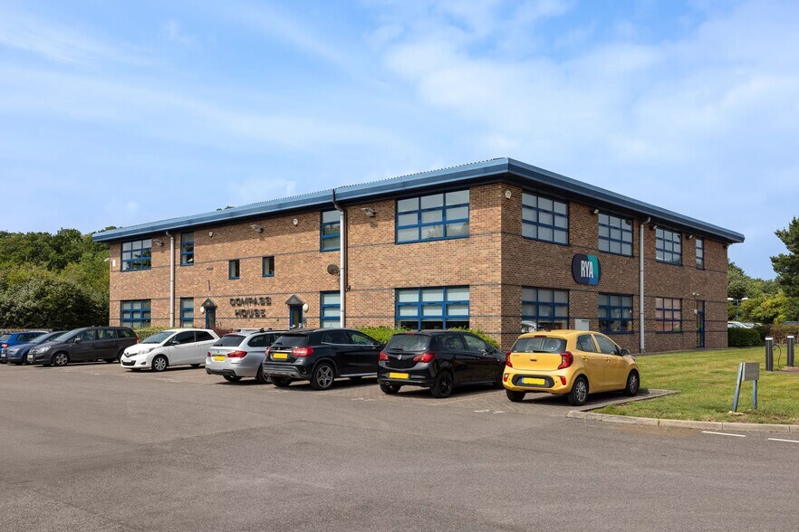 27 Ensign Way, Southampton for lease - Building Photo - Image 2 of 2