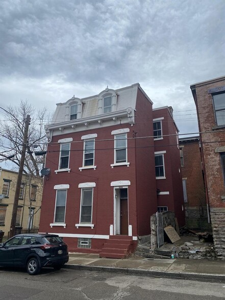 2008 Colerain Ave, Cincinnati, OH for sale - Primary Photo - Image 1 of 1