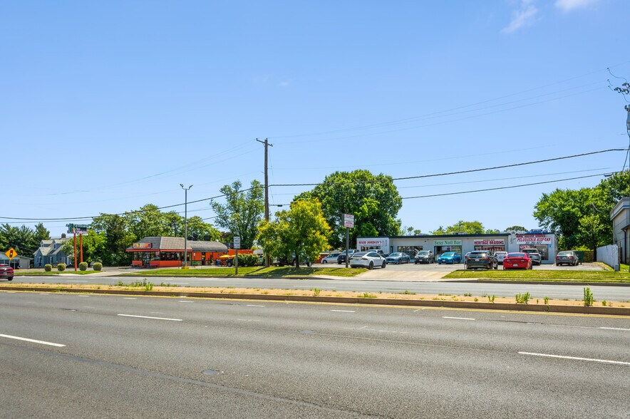 4310-4316 St Barnabas Rd, Temple Hills, MD for sale - Building Photo - Image 2 of 5