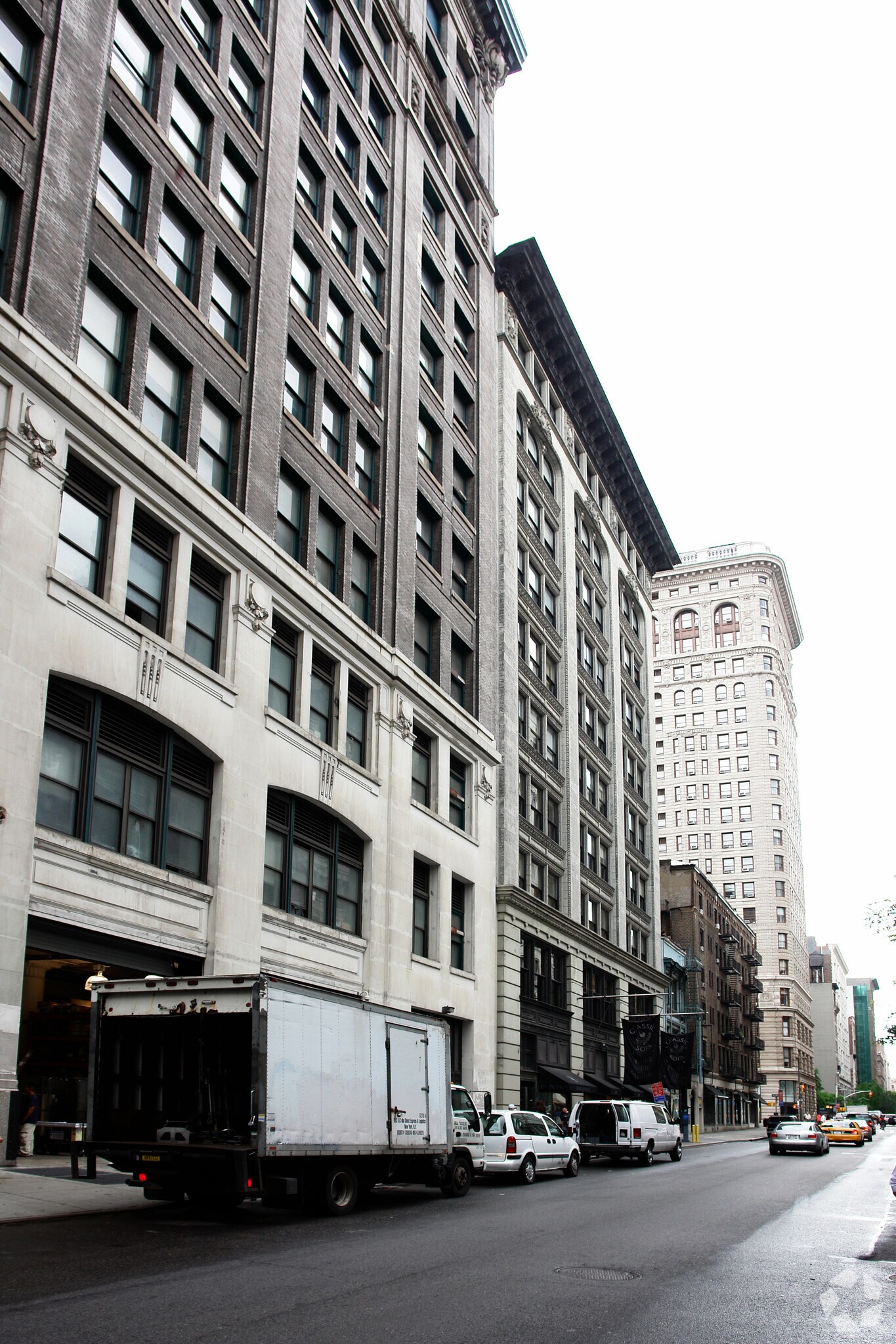 3-7 W 22nd St, New York, NY for sale Building Photo- Image 1 of 1