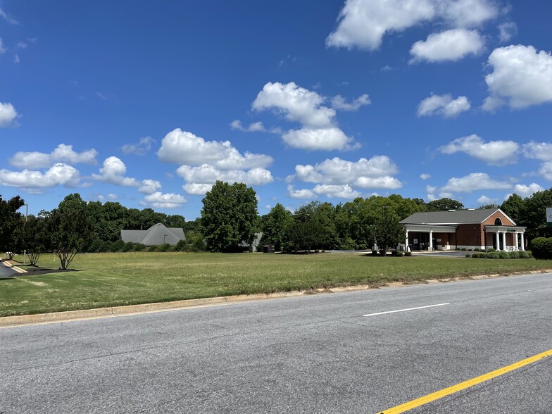 2123 SC 81, Anderson, SC for lease - Primary Photo - Image 1 of 6