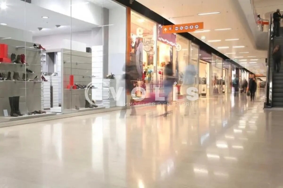 Retail in Abbeville for lease Building Photo- Image 1 of 2