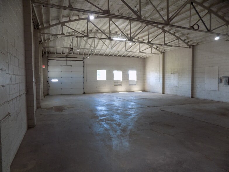 1544 S Main St, Ottawa, KS for sale - Building Photo - Image 2 of 16