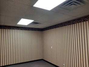 1437 Main St, Buffalo, NY for lease Interior Photo- Image 1 of 3