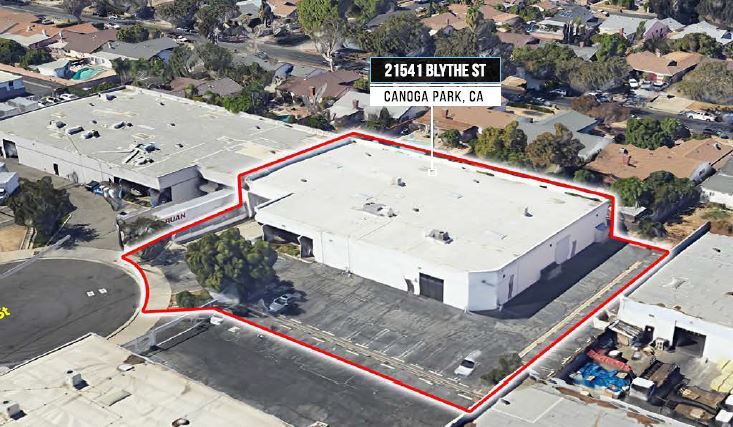 21541 Blythe St, Canoga Park, CA for lease - Building Photo - Image 2 of 15