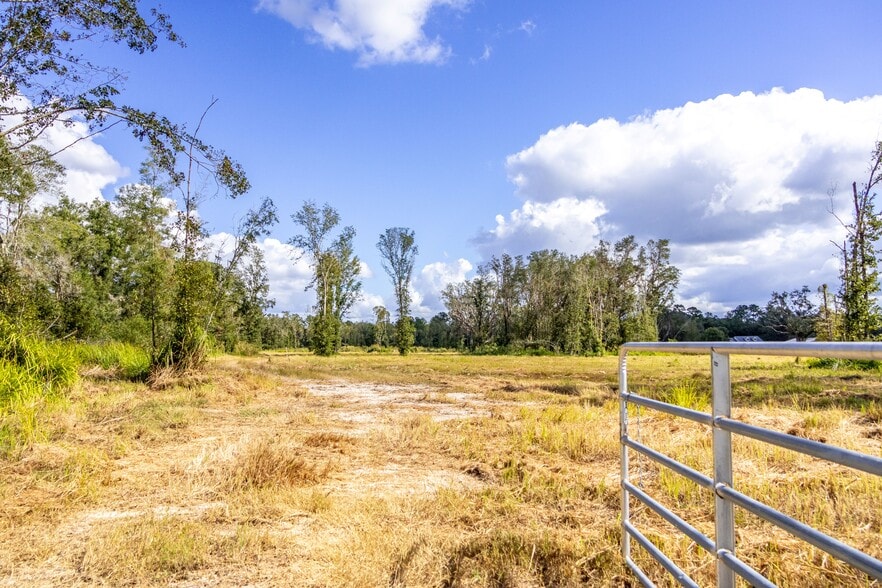 0 Saturn Road LOT 1, Brooksville, FL for sale - Building Photo - Image 3 of 23