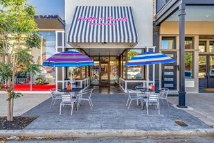 Fro Yo Building - Convenience Store